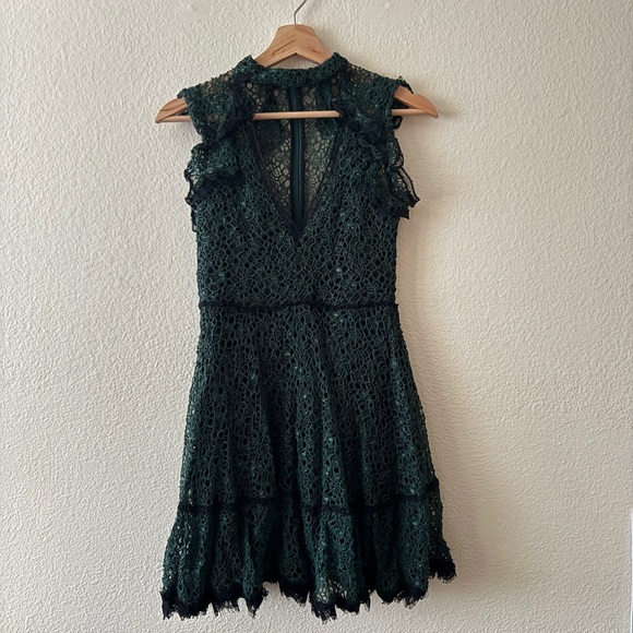 Alexis Green Lily Dress - Picture 5 of 7